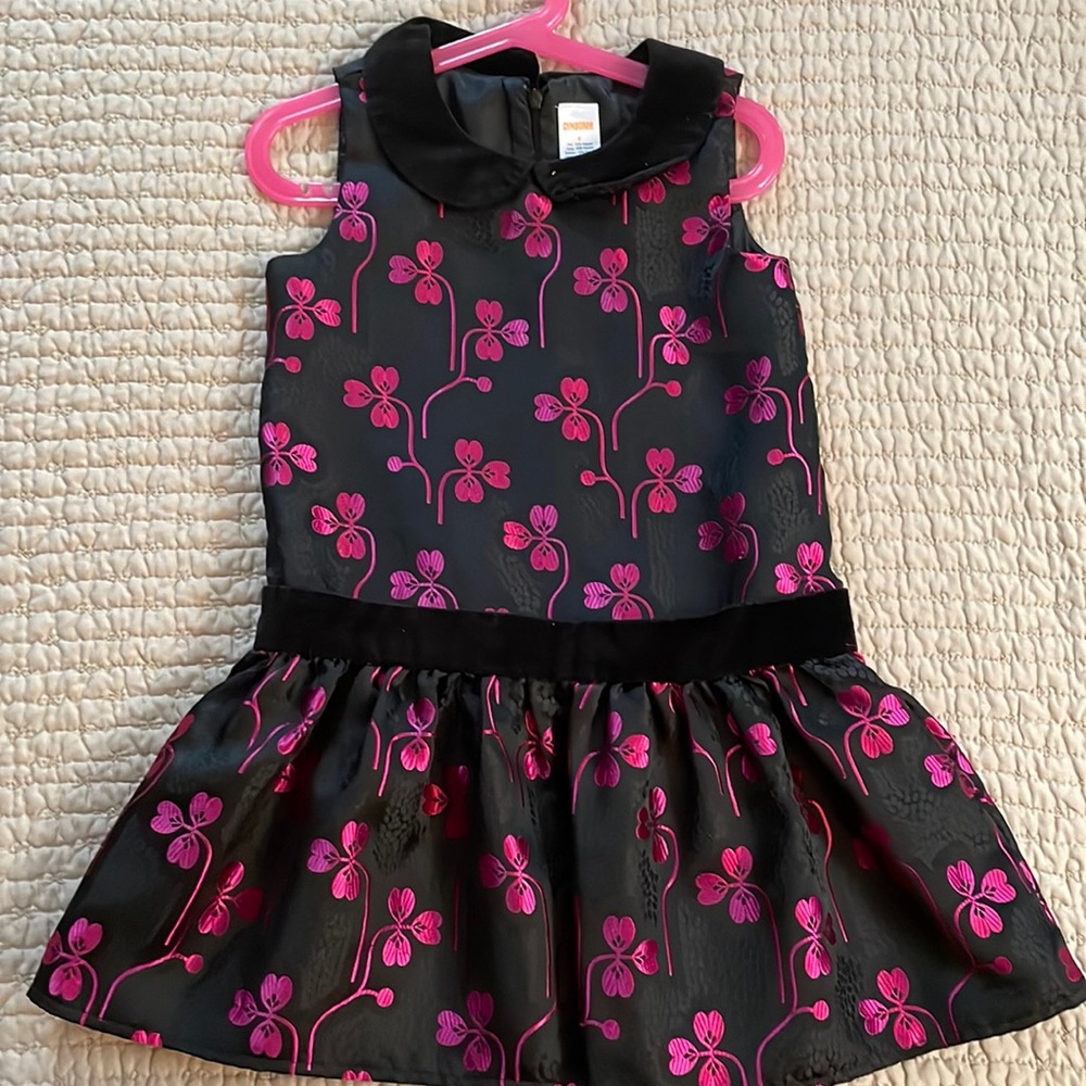 Gymboree Girls velvet/silk detail dress size 6